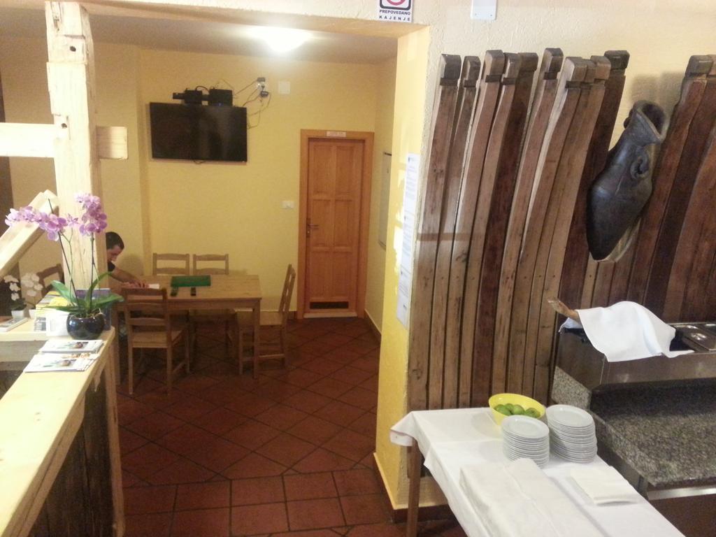 Europa Hostel Portoroz Luaran gambar